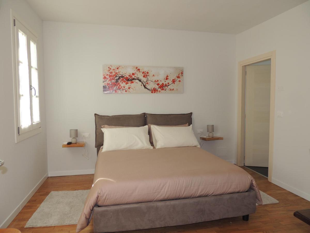 Ginkgo Guest House Ronchis Eksteriør billede